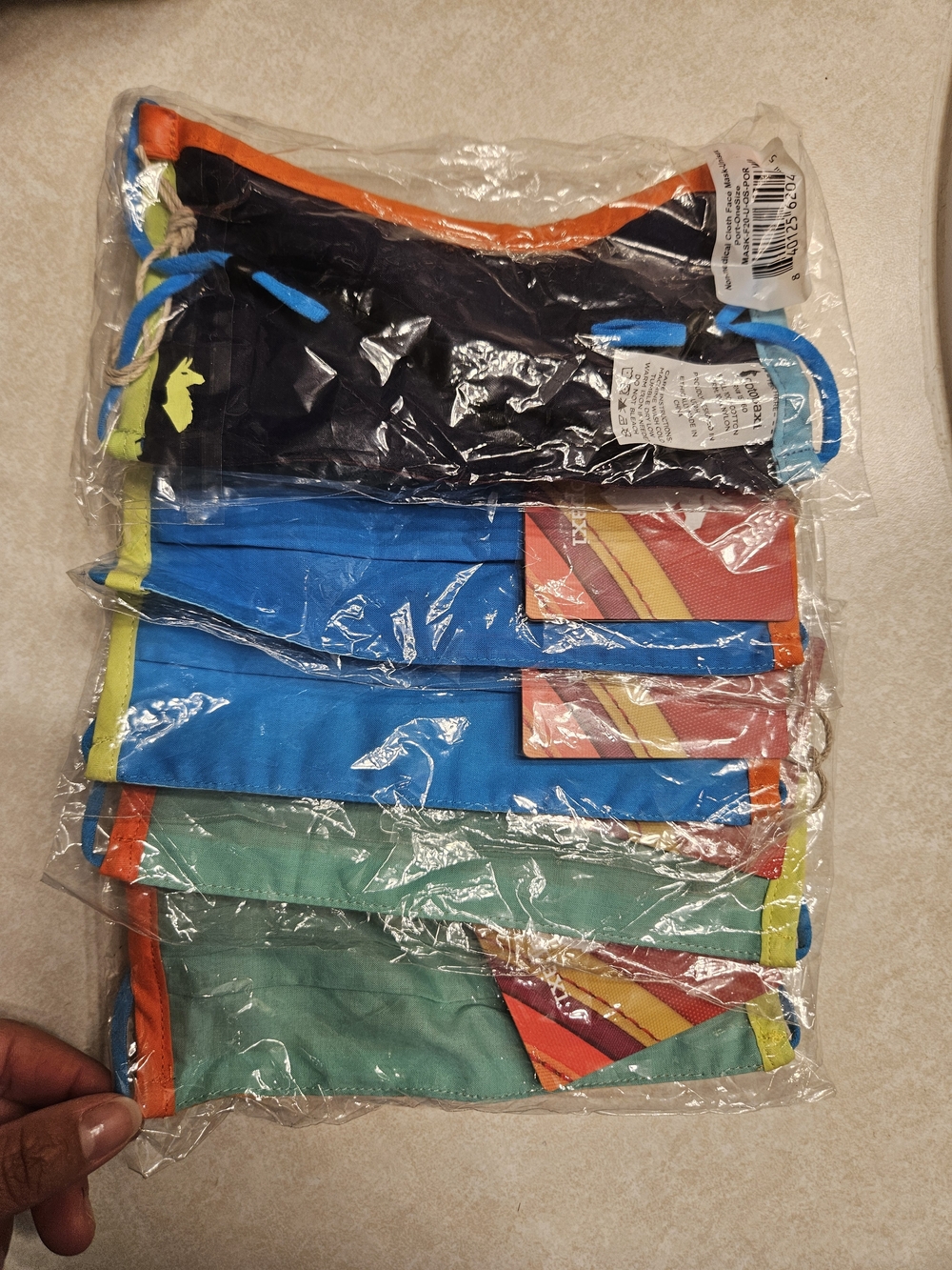 Cotopaxi Sealed Face Mask